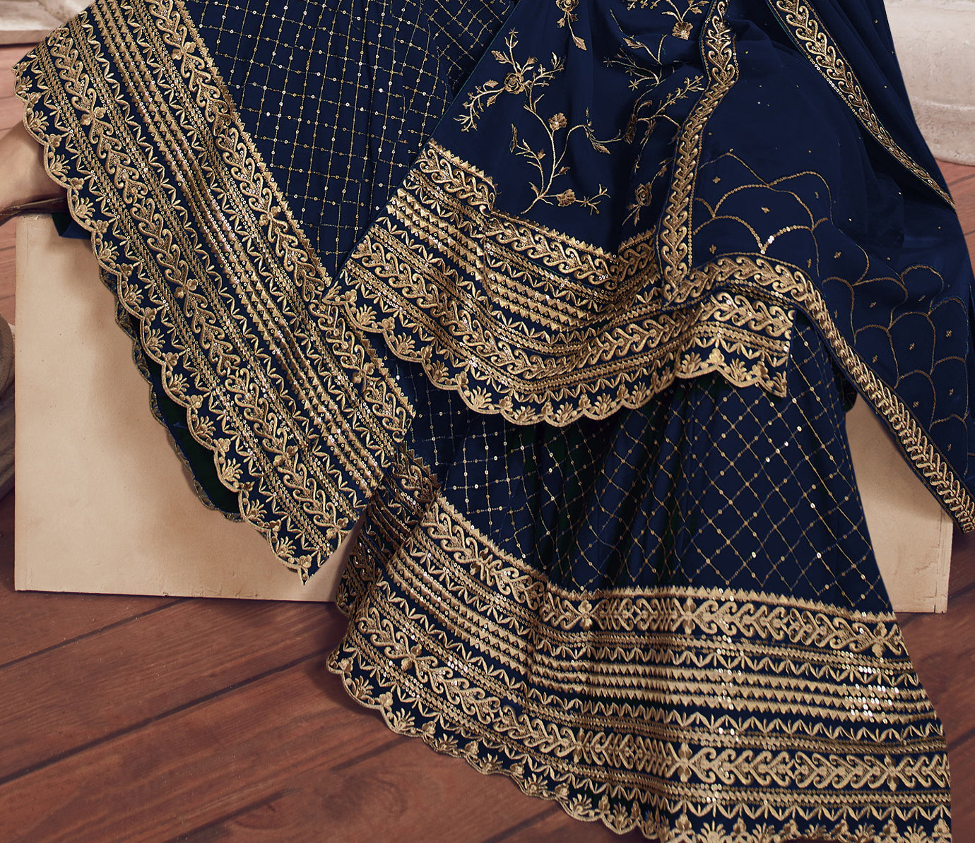 semi stitch / navy blue