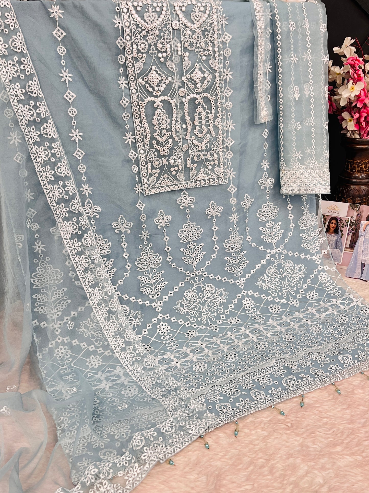 semi stitch / sky blue