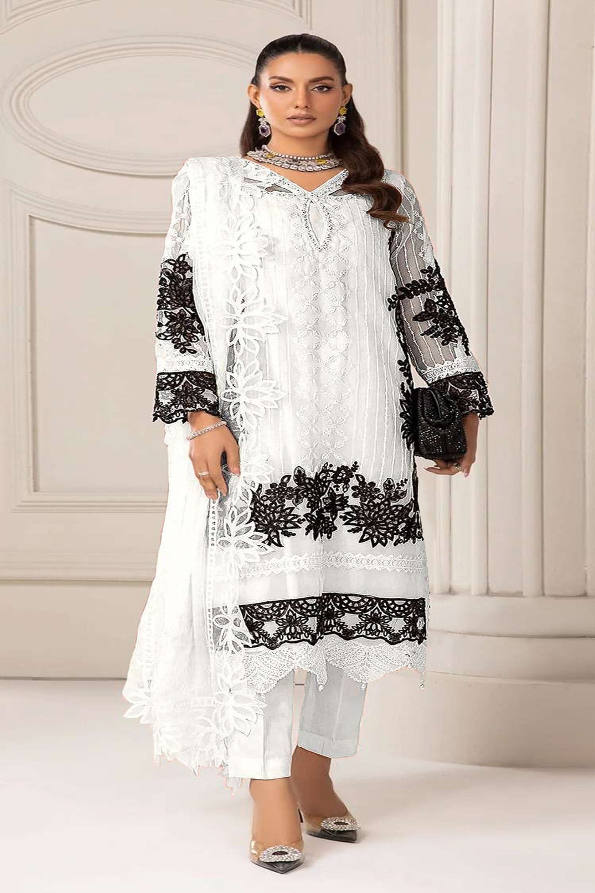 semi stitch / white