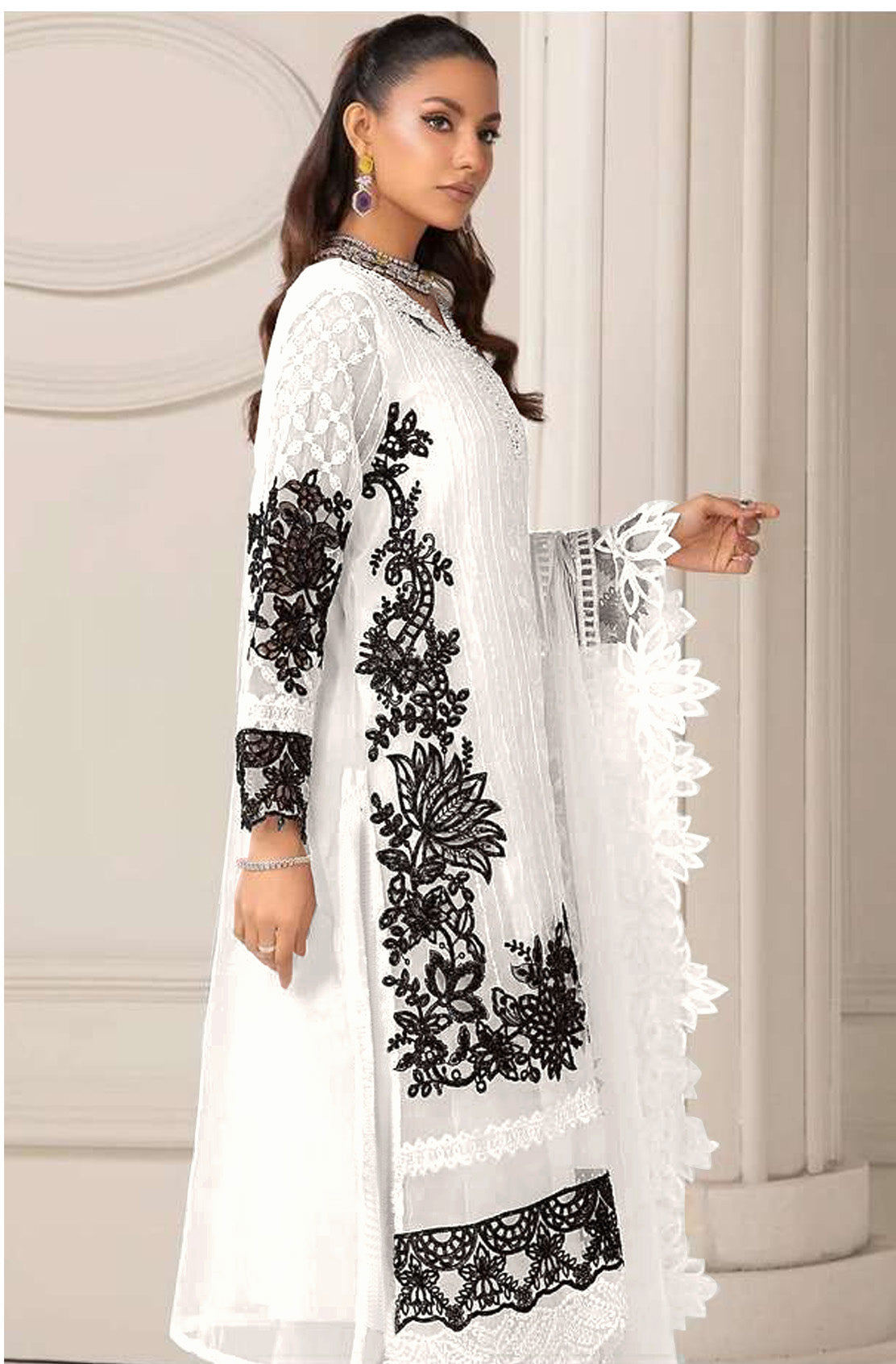 semi stitch / white