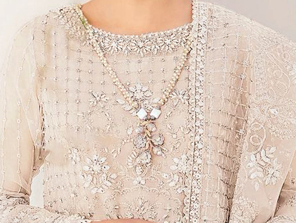 semi stitch / cream