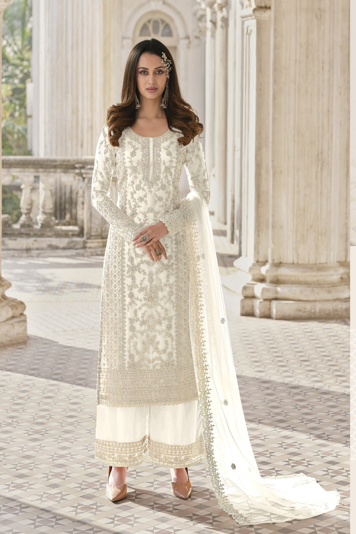 semi stitch / white