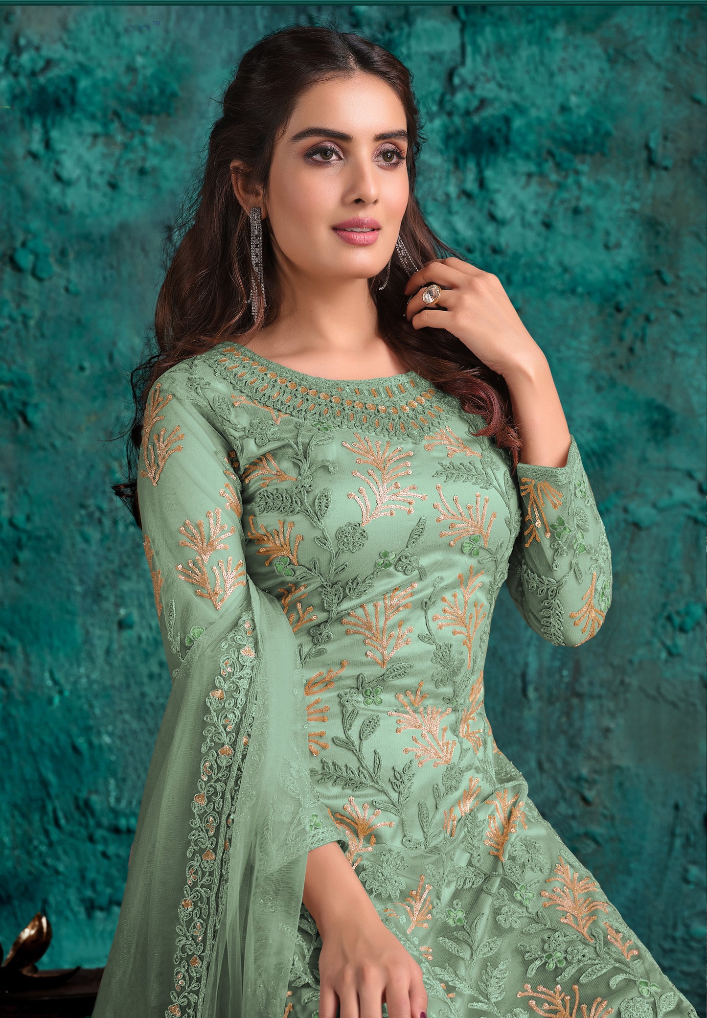 semi stitch / green