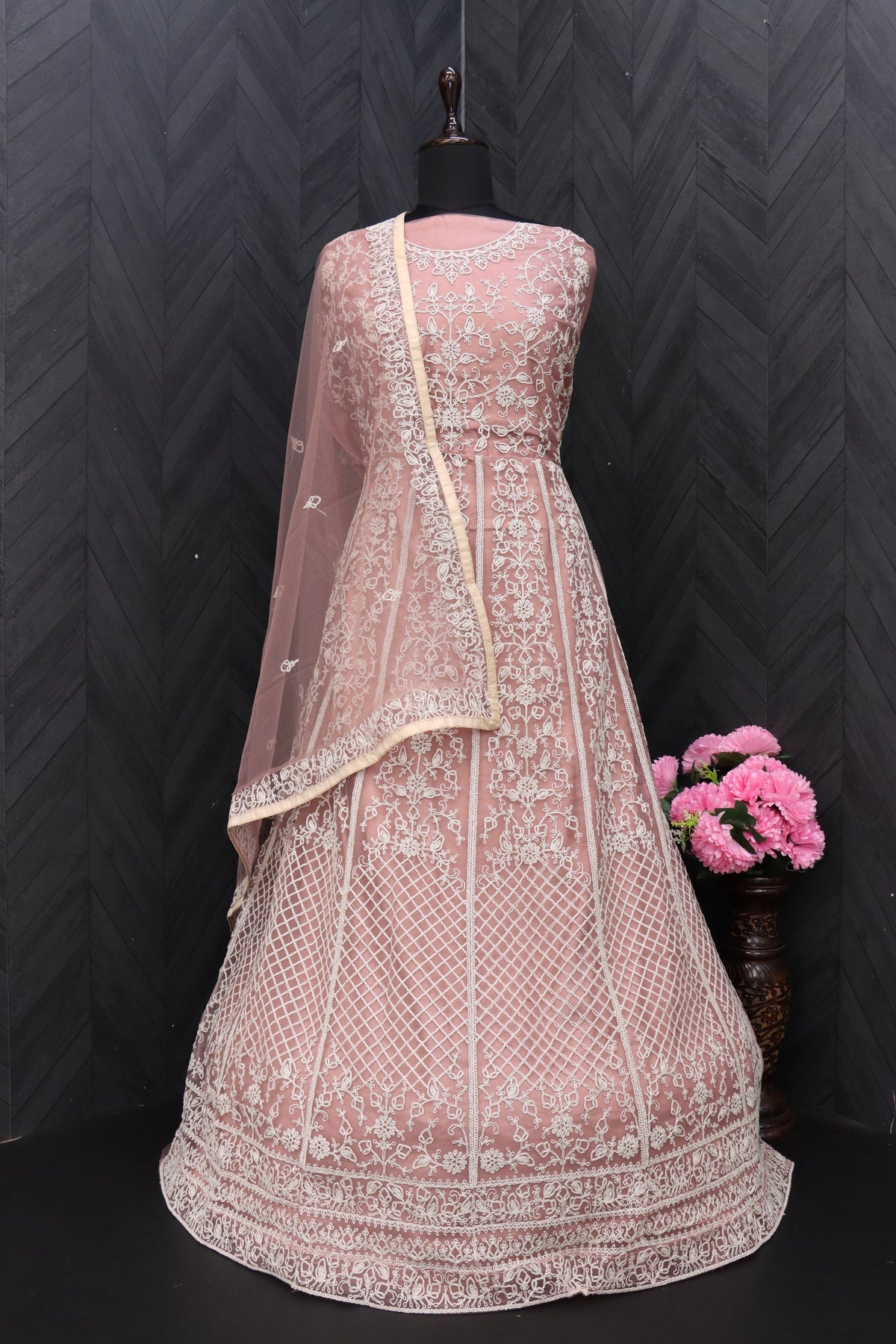 semi-stitched / gajari
