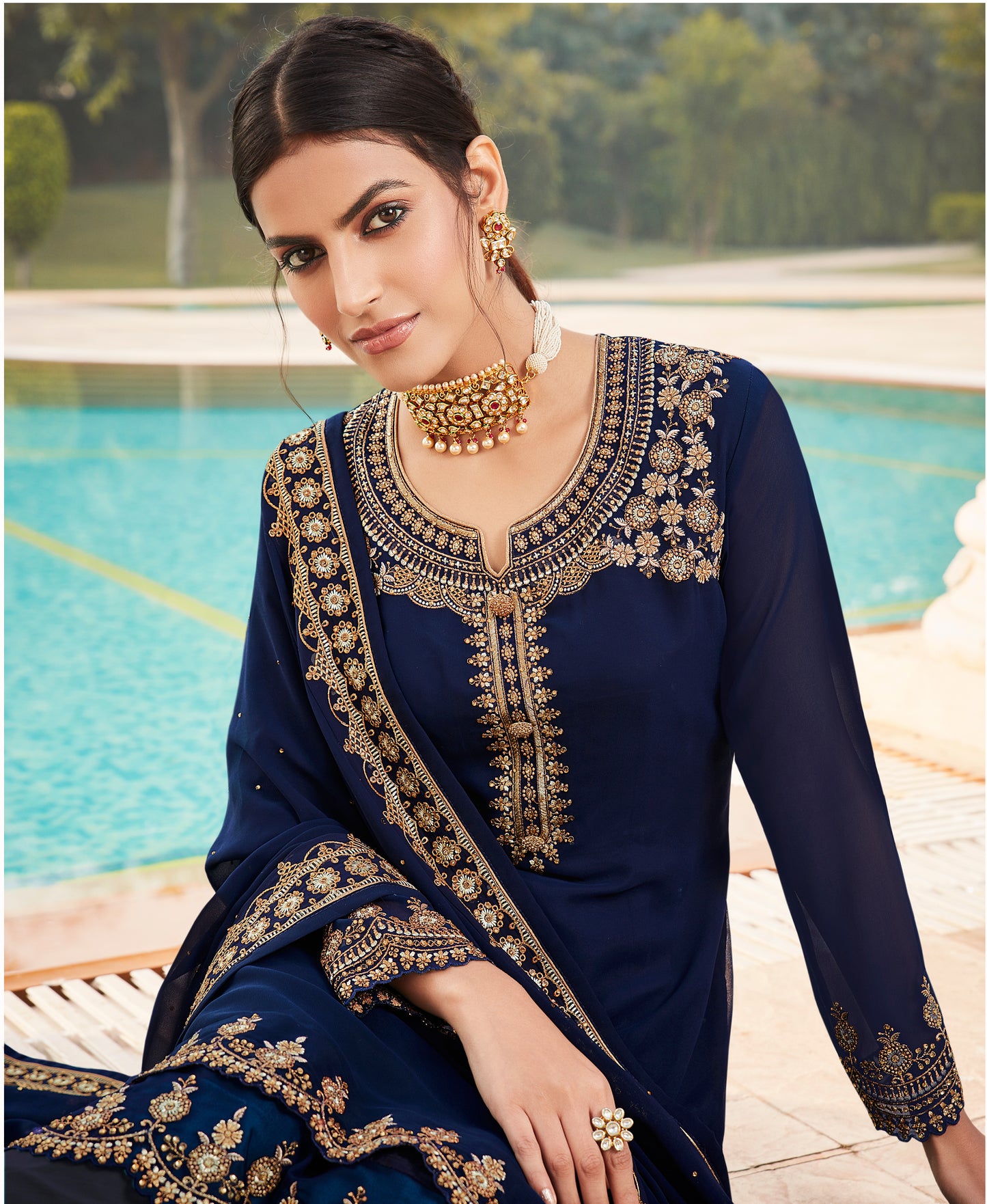 semi stitch / navy blue