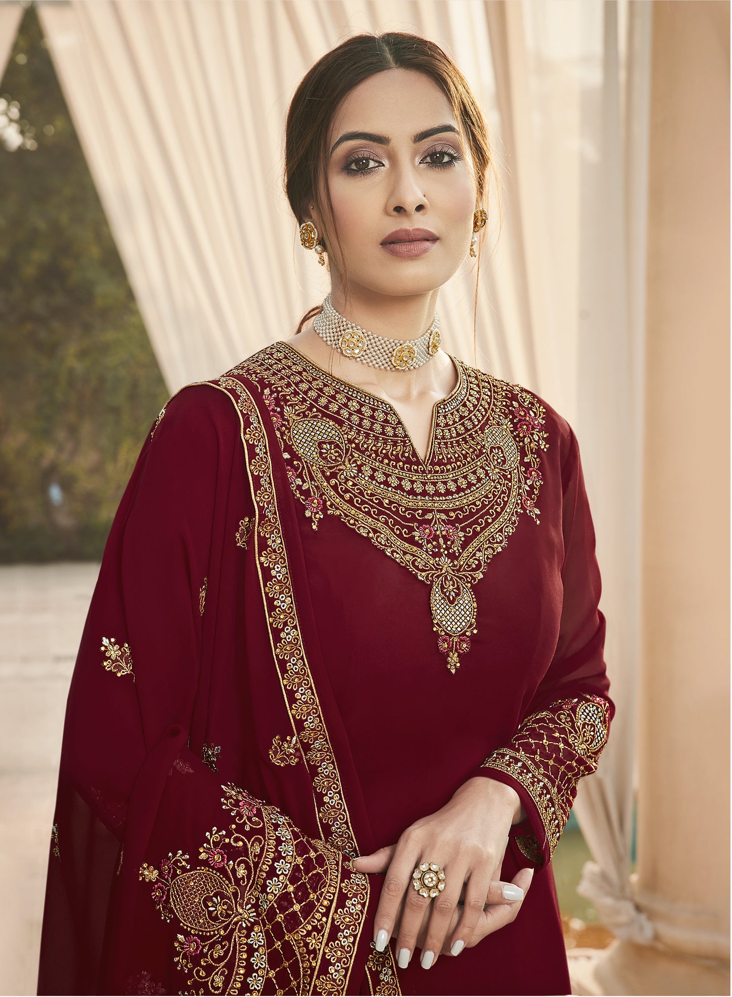 semi stitch / maroon