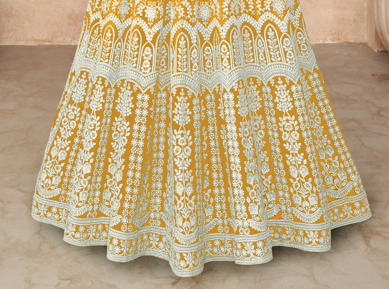 semi stitch / yellow