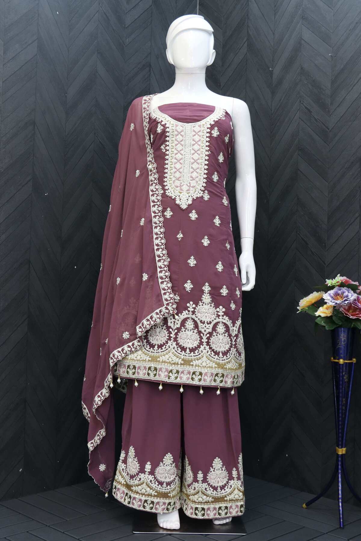 semi stitch / badami