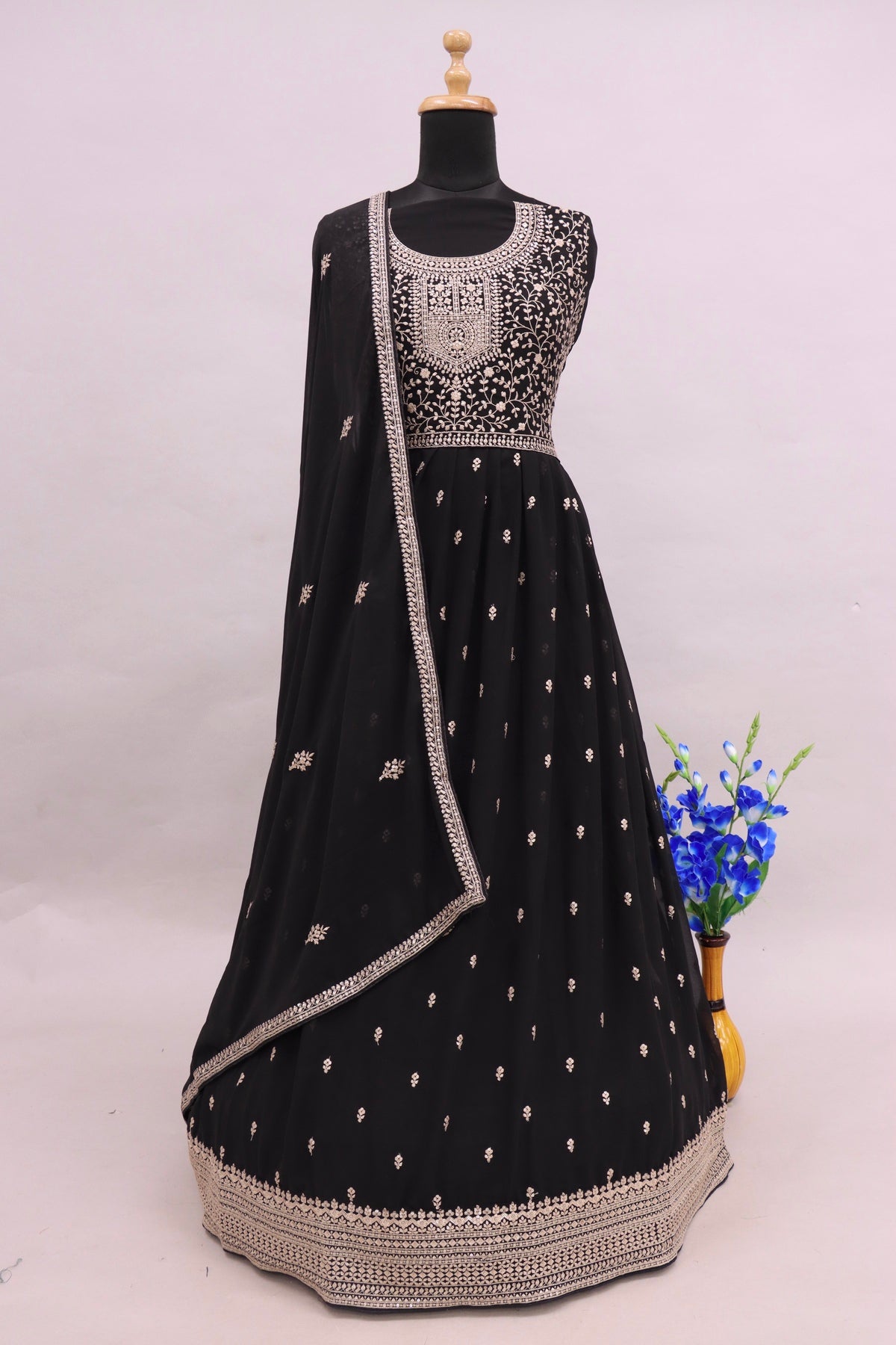 semi stitch / black
