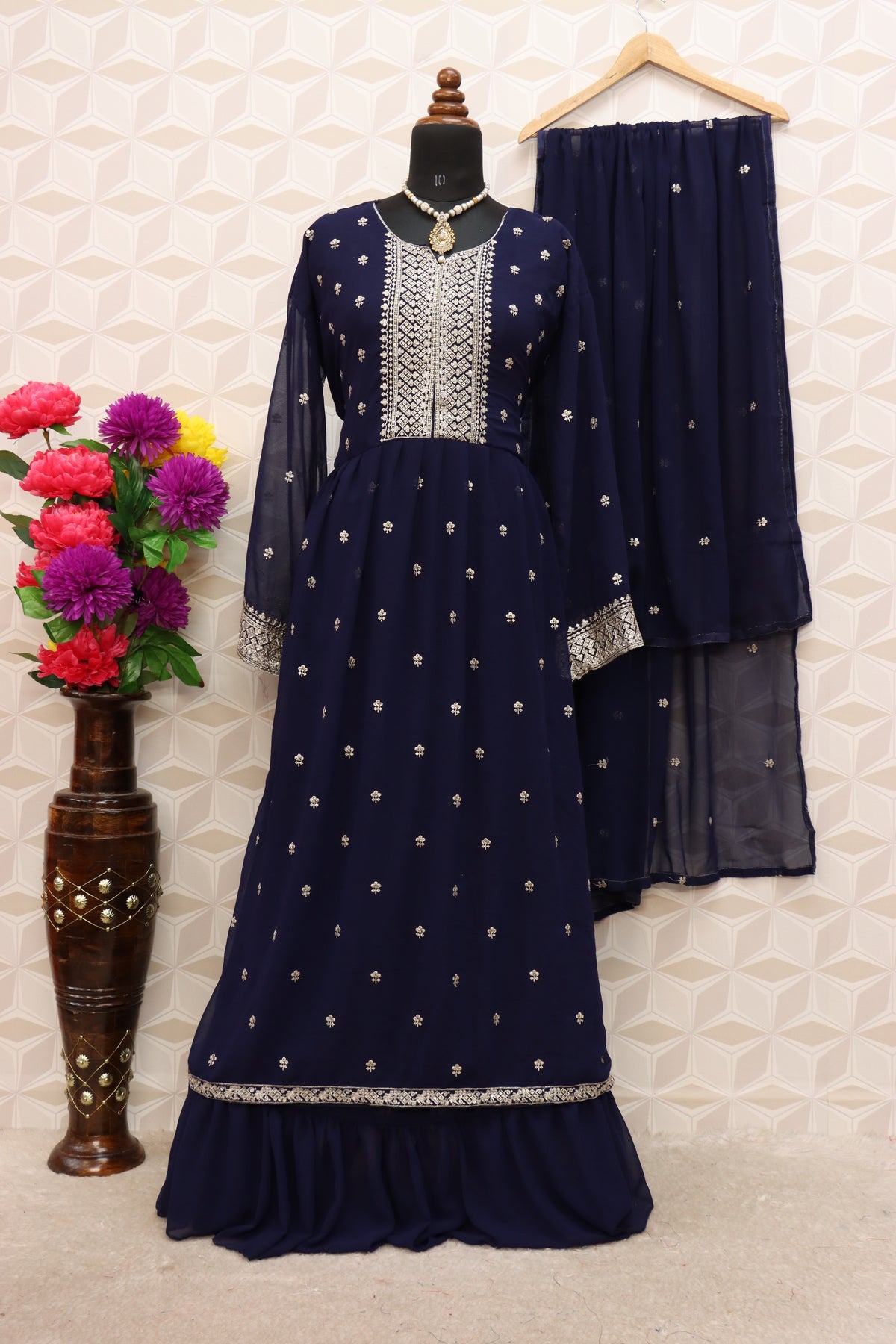 semi stitch / navy blue