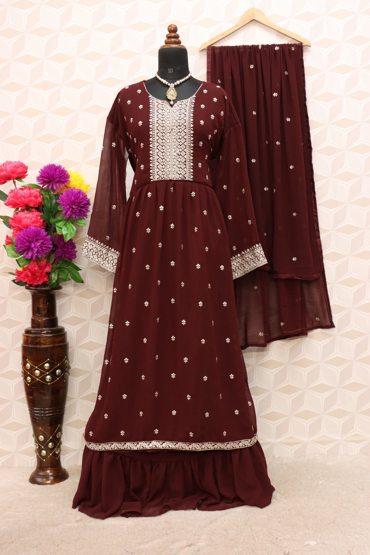 semi stitch / maroon
