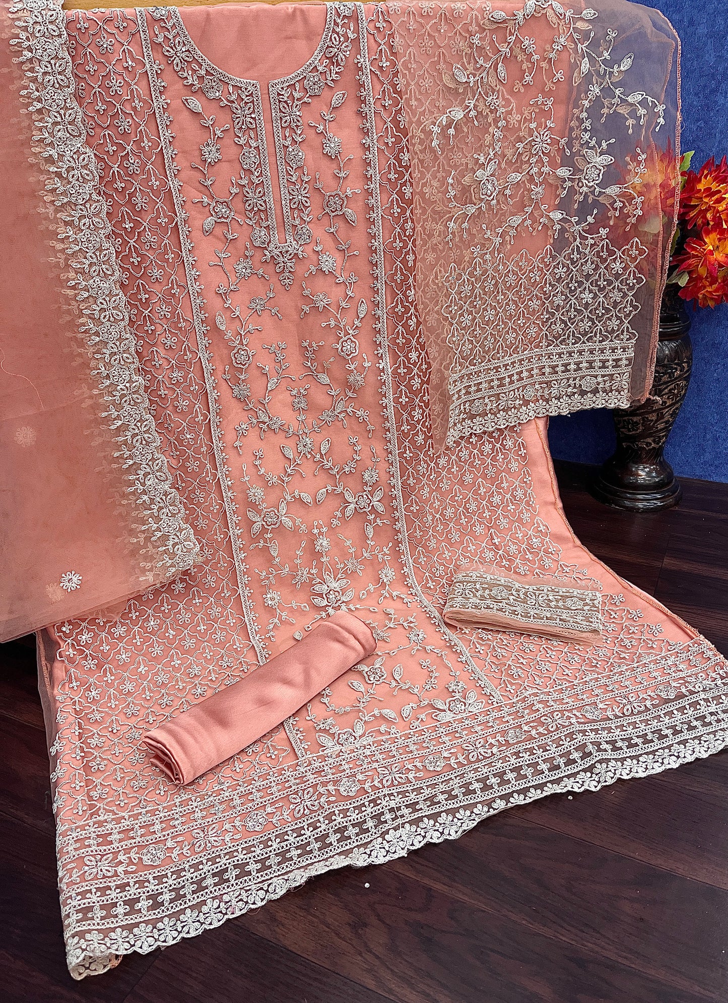 semi stitch / orange