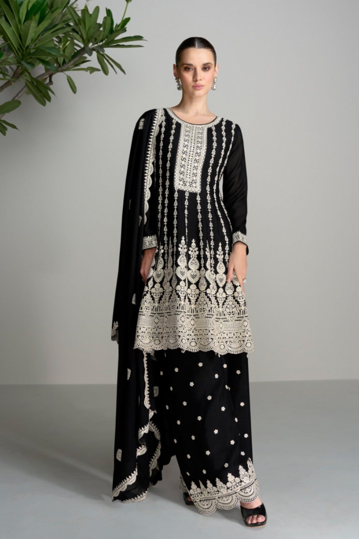 semi stitch / black