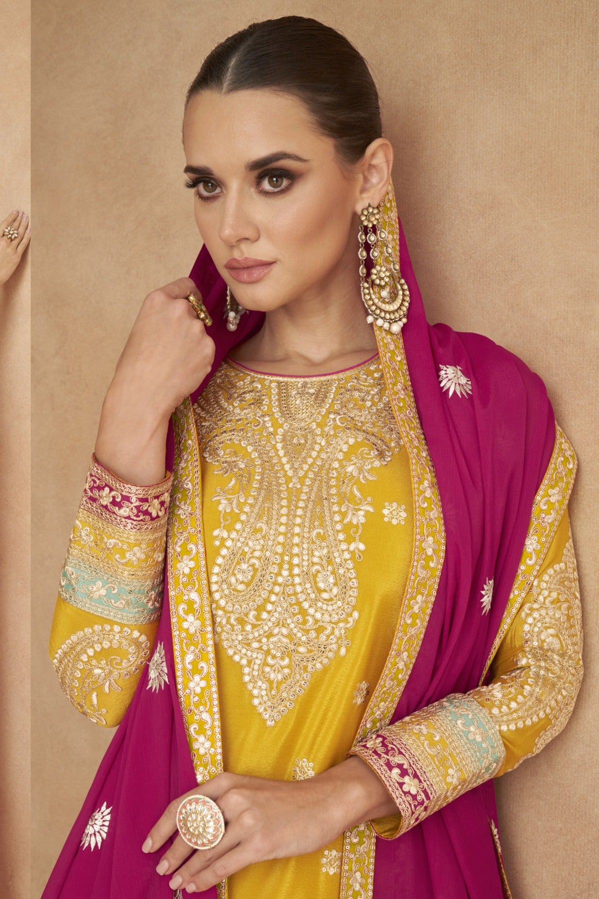 semi stitch / yellow