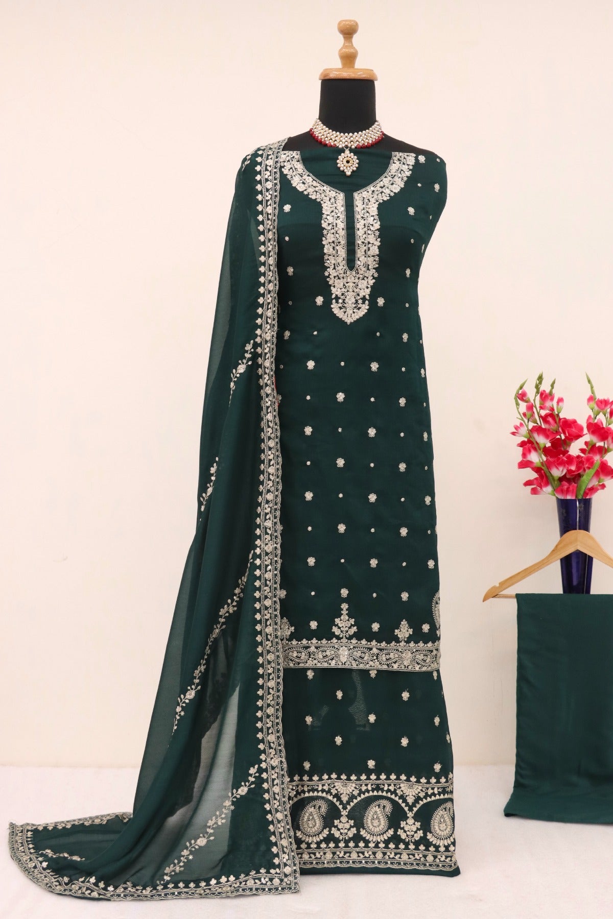 semi stitch / green