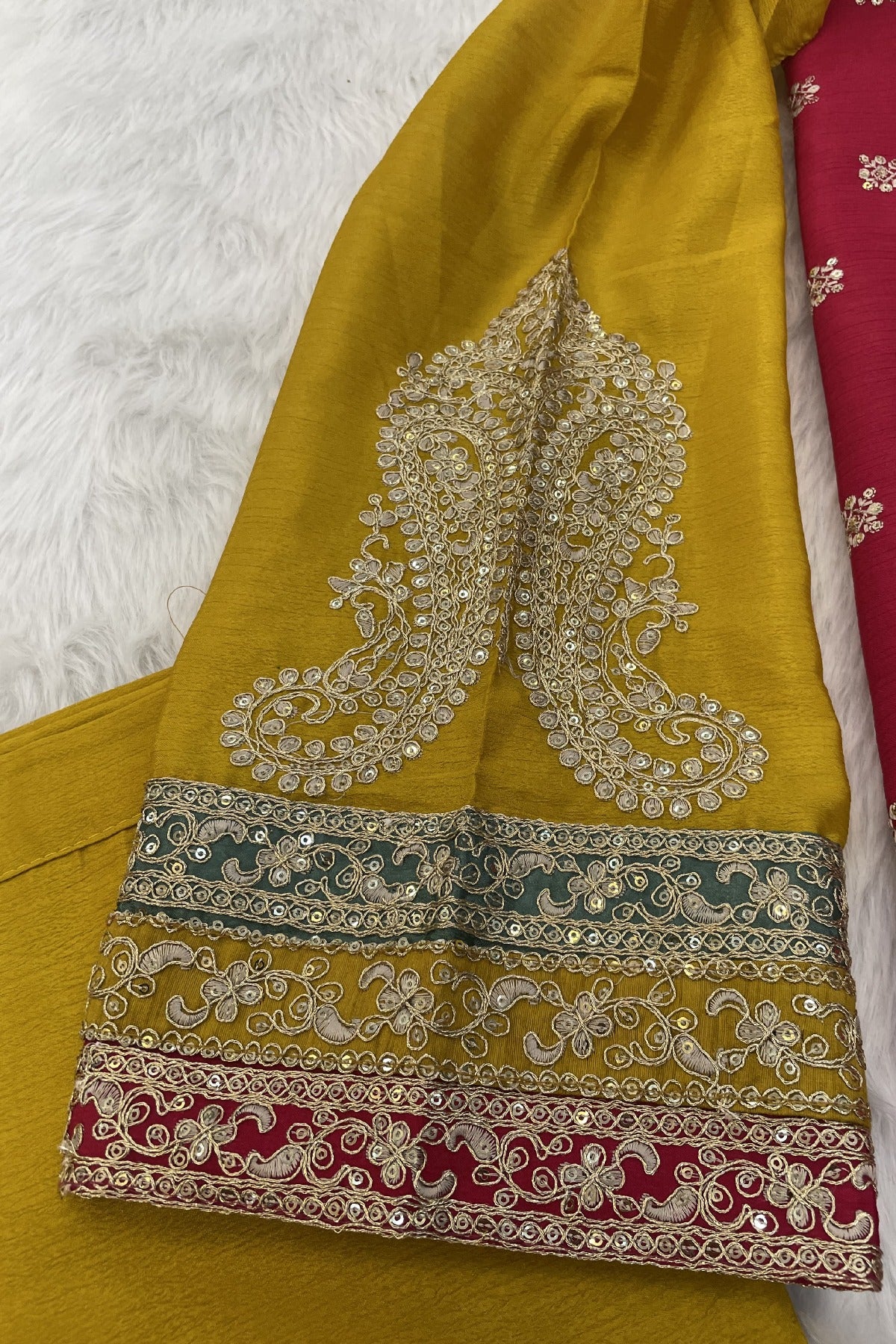semi stitch / yellow