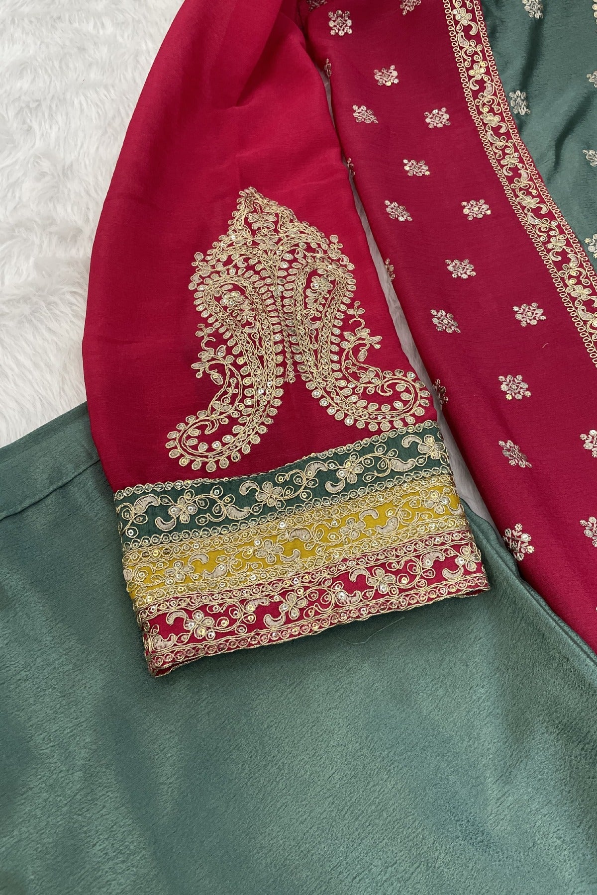 semi stitch / green