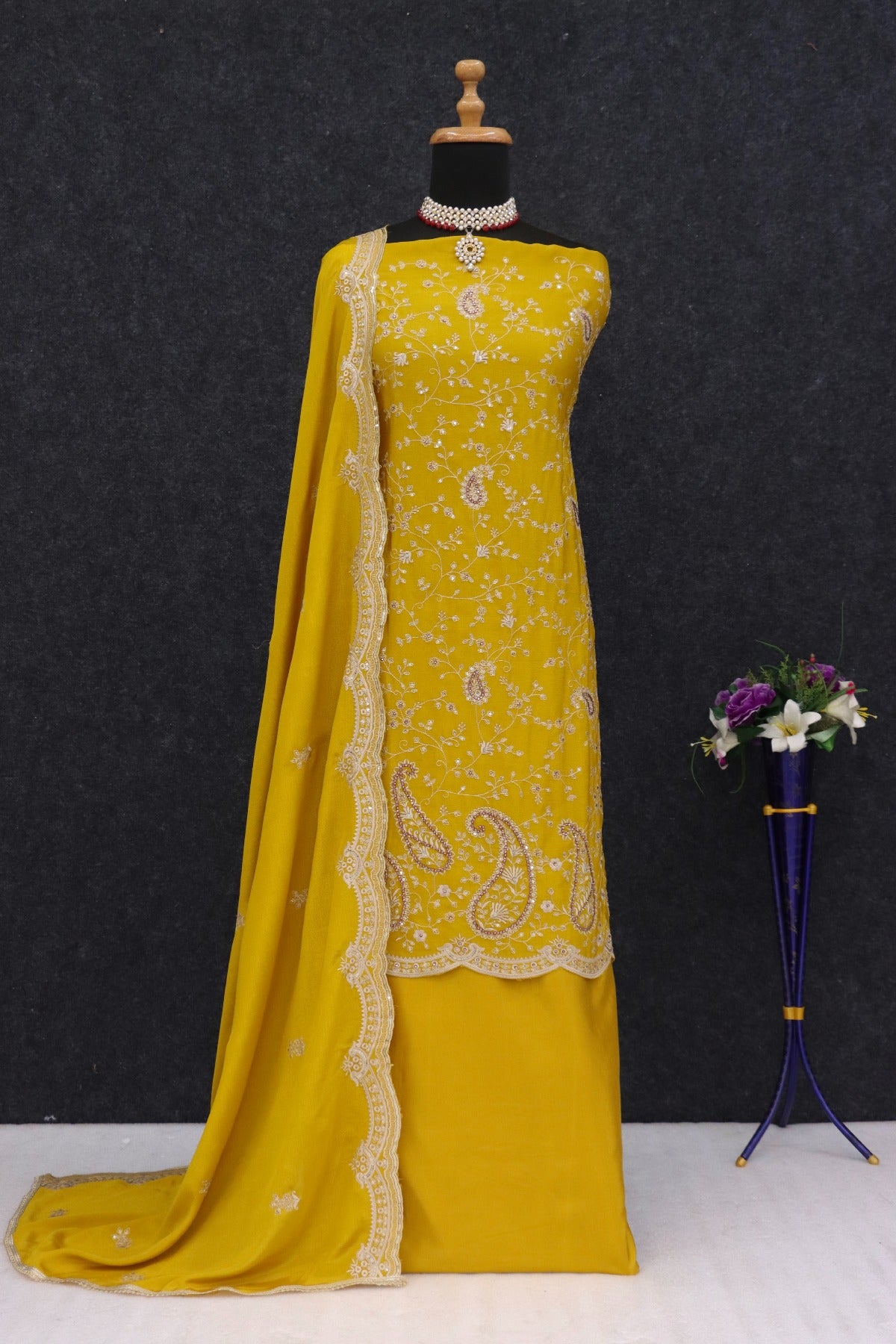 semi stitch / yellow