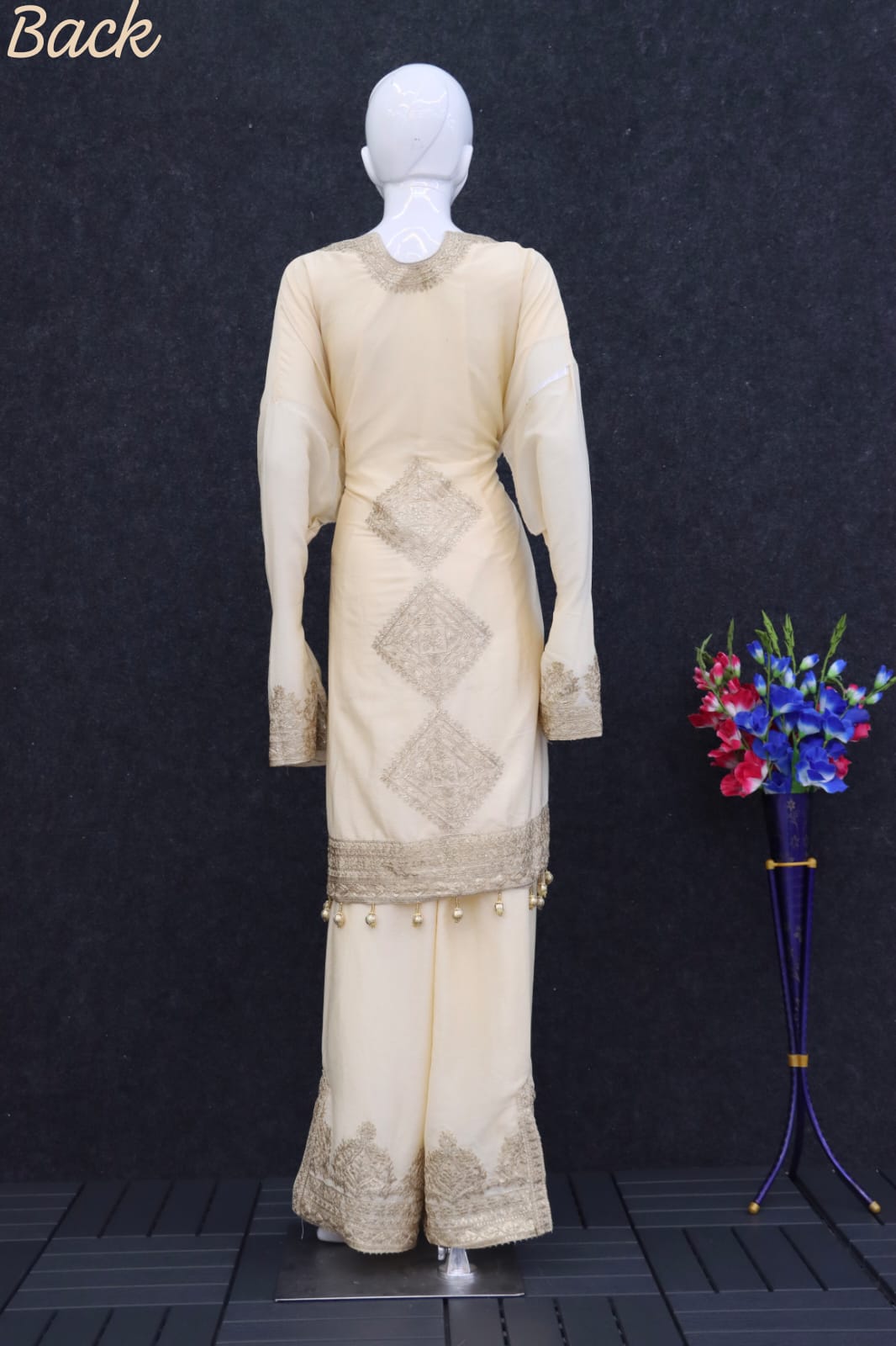semi stitched / cream