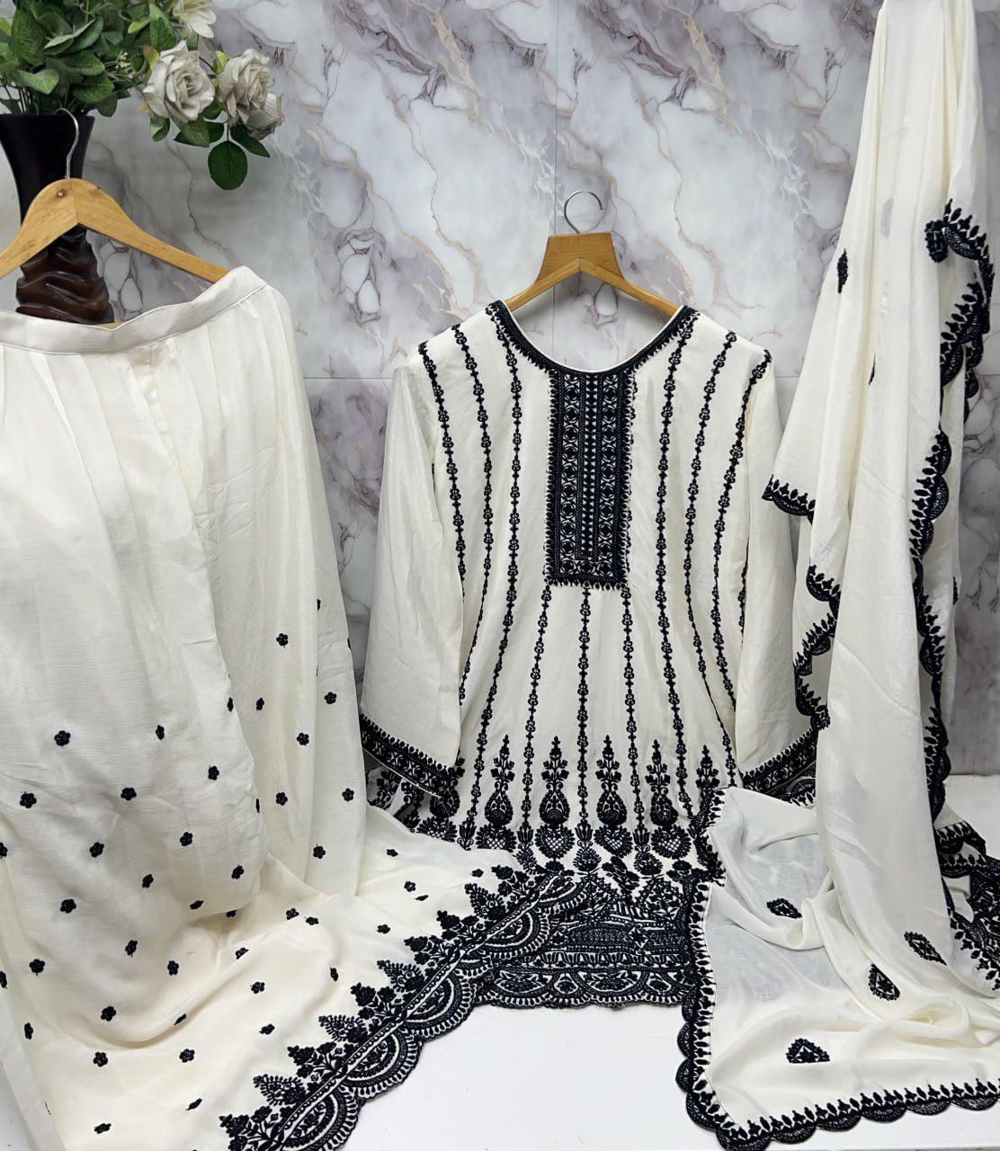 semi stitch / white