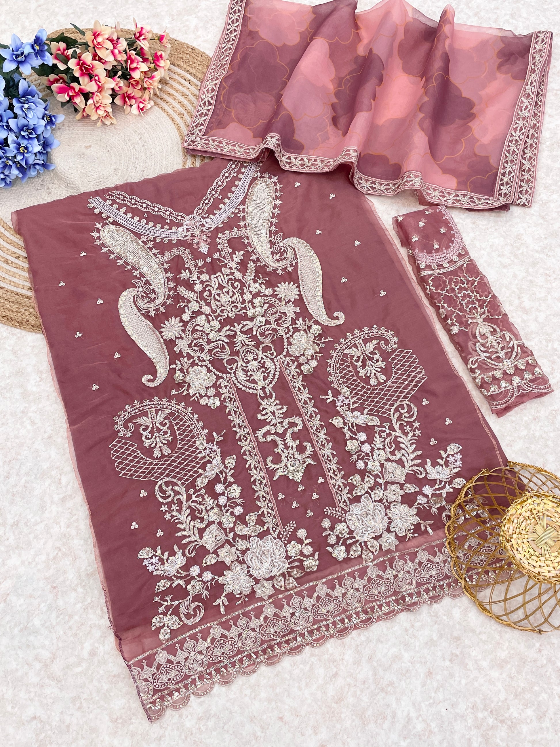 Semi Stitch / GAJARI