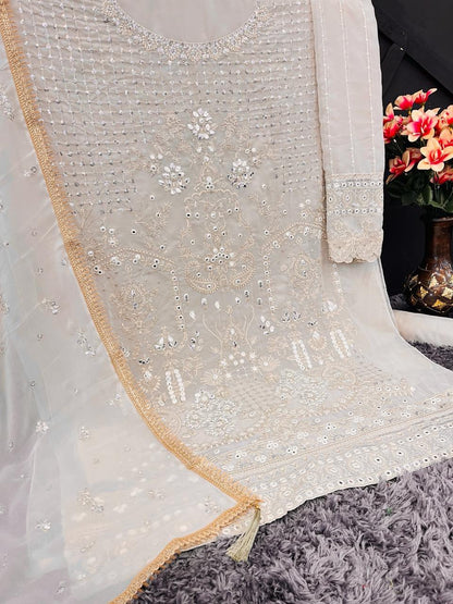 Semi Stitch / CREAM